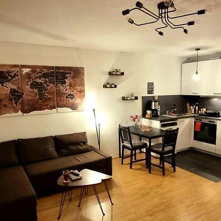 Business Apartment Mit Kuche Fur 1-3 +Netflx+5G Wlan Nahe Der Mhh Im Industrial Design Ганновер Экстерьер фото