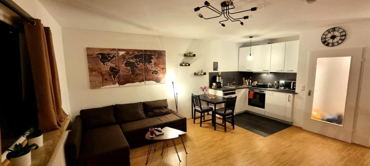 Business Apartment Mit Kuche Fur 1-3 +Netflx+5G Wlan Nahe Der Mhh Im Industrial Design Ганновер Экстерьер фото